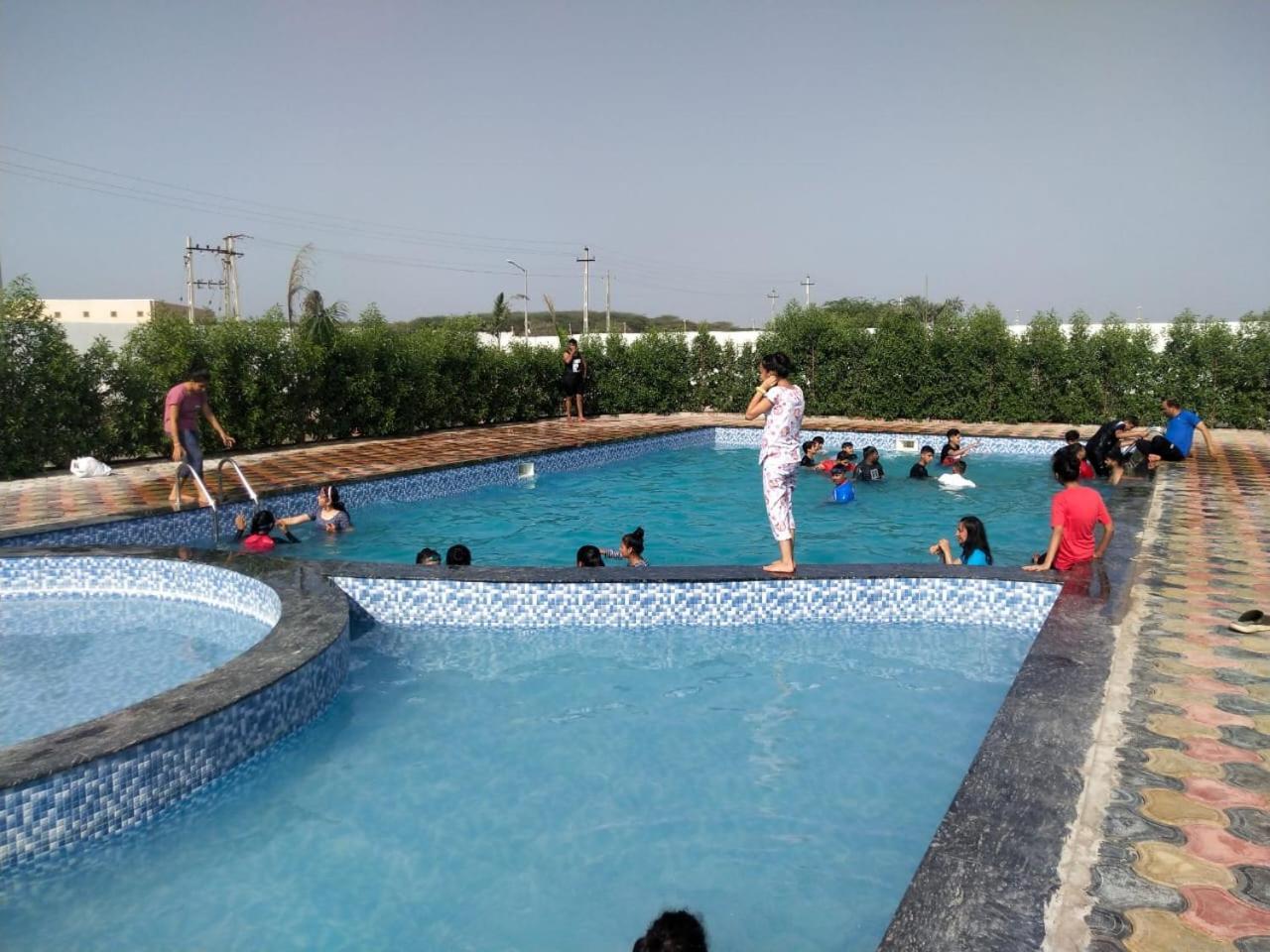 Hotel Amazing Fun World By Nexottel Dwārka Exterior foto
